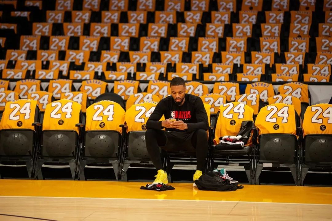 杜兰特关键补篮赢下比赛（杜兰特补篮定胜负）