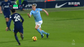 足球巴萨高层称将坚定走年轻化路线（巴萨高层表态：将坚定推进年轻化战略）