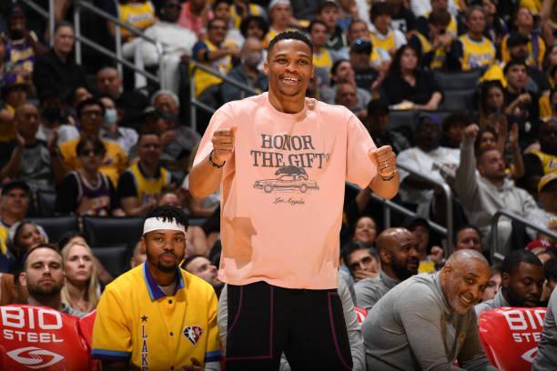 国际米兰大胜科莫，展现强劲势头（国米横扫科莫，势头凶猛）