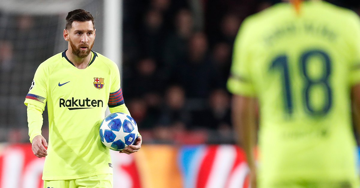 美国名记：苏亚雷斯因为无球状态下踢人被禁赛一场（美国名记称：苏亚雷斯因无球时脚踢对手被停赛一场）