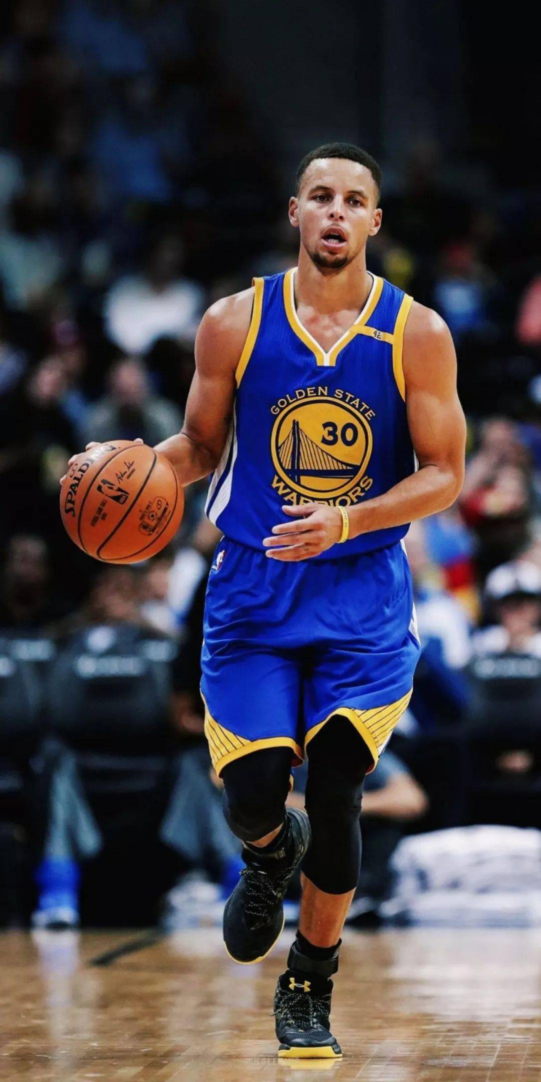 克勒舍：泽特尔属于德国最优秀的门将之一，他有望入选国家队（克勒舍：泽特尔跻身德国顶级门将行列，有望获得国家队征召）