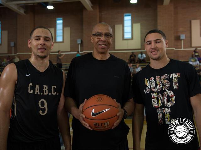 联赛不用让路了，国足2026年国际比赛日期间不会提前组织集训（联赛正常进行，国足2026年国际比赛日不提前集训）