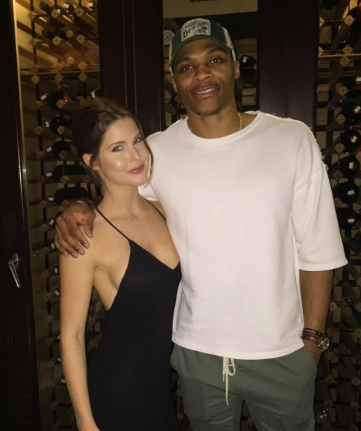 有猫腻？詹俊：3个东道主全部上上签 2大死亡之组 小组赛5大看点（巧合还是安排？詹俊评：三东道主皆获上上签 两大死亡之组 小组赛五大看点）